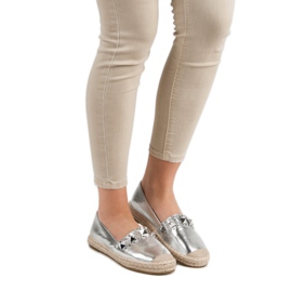 Bestelle Alpargatas plateadas con tachuelas gris 3