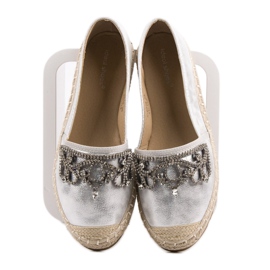 Ideal Shoes Alpargatas Plateadas Con Adornos gris 1