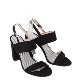 Sandalias en el poste negro S116 Negro 2
