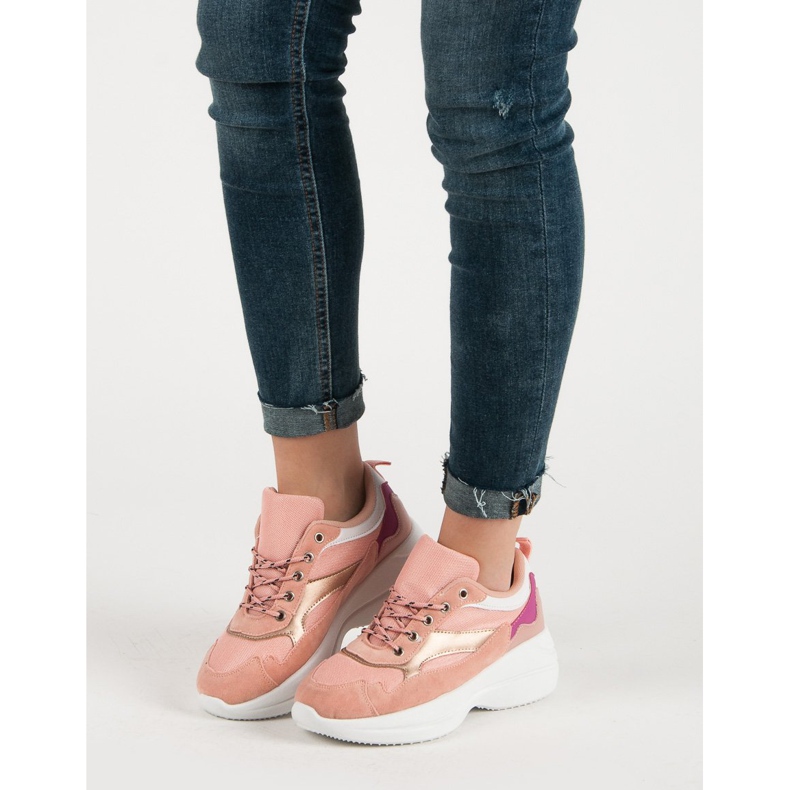 Calzado de moda en la plataforma rosa 1