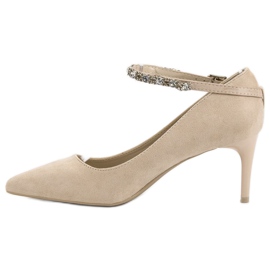Fama Tacones de ante beige 2