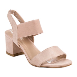 Sandalias de tacón rosado 3