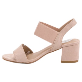 Sandalias de tacón rosado 4