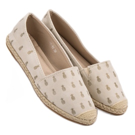 Lucky Shoes Alpargatas Beige En Piñas 3