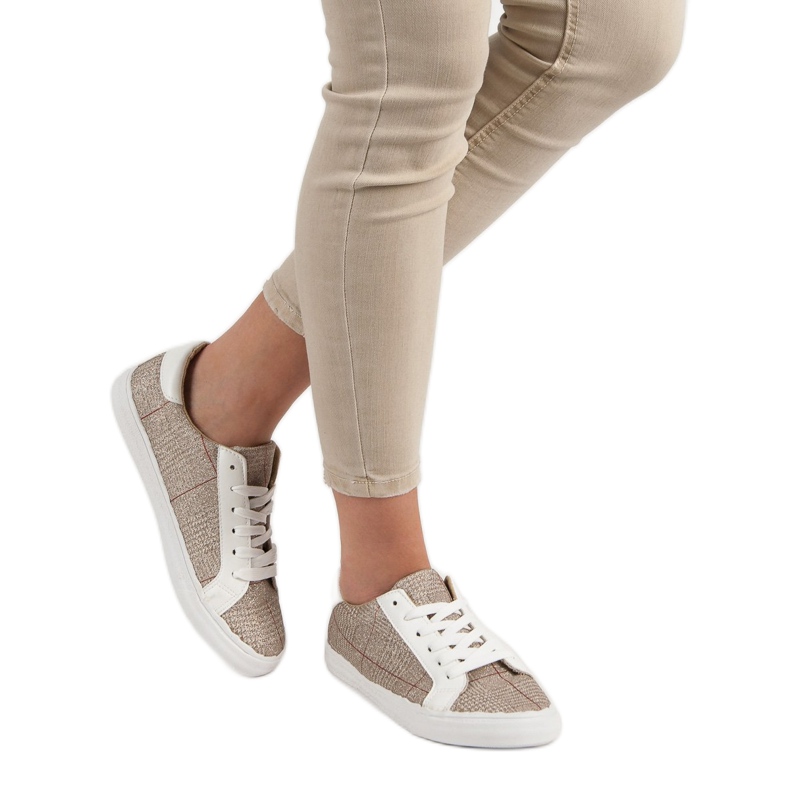 Zapatillas con cordones amarillo 2