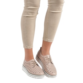 Kylie Zapatos de cuero calados beige 1