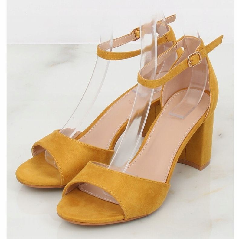 Sandalias de tacón amarillo VV-24 Yellow 1