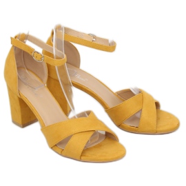 Amarillo FH-3M26 Sandalias amarillas en el poste 1