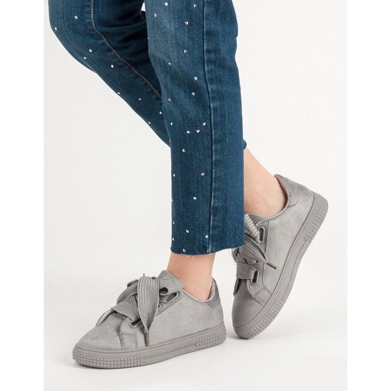 Bella Paris Zapatos deportivos de gamuza gris 2 Bella Paris Zapatos deportivos de gamuza gris 2