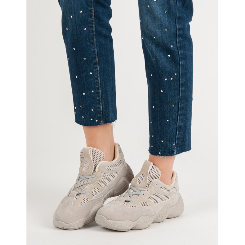 Renda Zapatillas beige 2