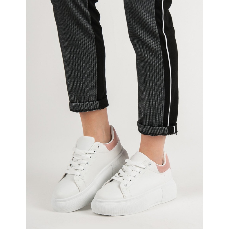 Renda Zapatos blancos en la plataforma 2