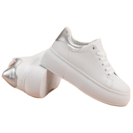 Renda Zapatos blancos en la plataforma 6