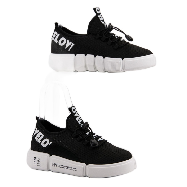 Zapatos deportivos con amor de puño negro 1 Zapatos deportivos con amor de puño negro 1