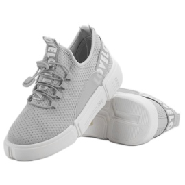 Zapatos deportivos con amor de puño gris 5