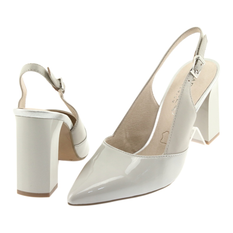 Sandalias grises de mujer en el poste Caprice 29604 4