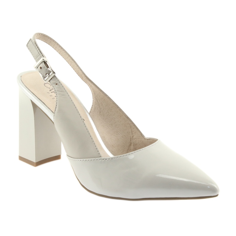 Sandalias grises de mujer en el poste Caprice 29604 1