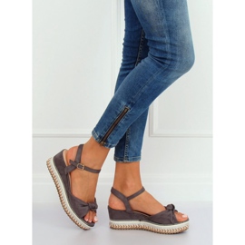 Sandalias grises con cuña B126 Gris 1