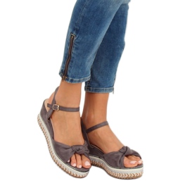Sandalias grises con cuña B126 Gris 2