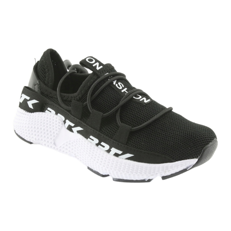 Zapatilla deportiva negra Bartek 55109 plantilla piel blanco negro 1