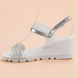 Ideal Shoes Sandalias de cuña blancas blanco 4