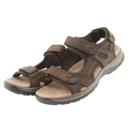 Sandalias DK Brown con velcro y parte inferior de EVA ligera marrón 3