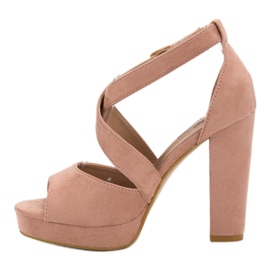 SHELOVET Sandalias en la plataforma rosado 5