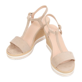Sandalias beige con cuña H-59 Beige 2