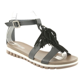 Big Star Boho 274956 sandalias de cuero para mujeres con flecos negro 1