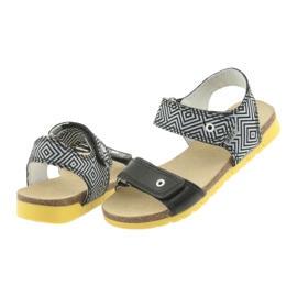 Bartek Sandalias de cuero para niñas 56183 Negro con patrón 4