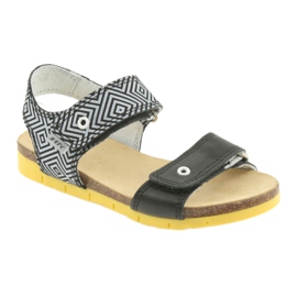 Bartek Sandalias de cuero para niñas 56183 Negro con patrón 1