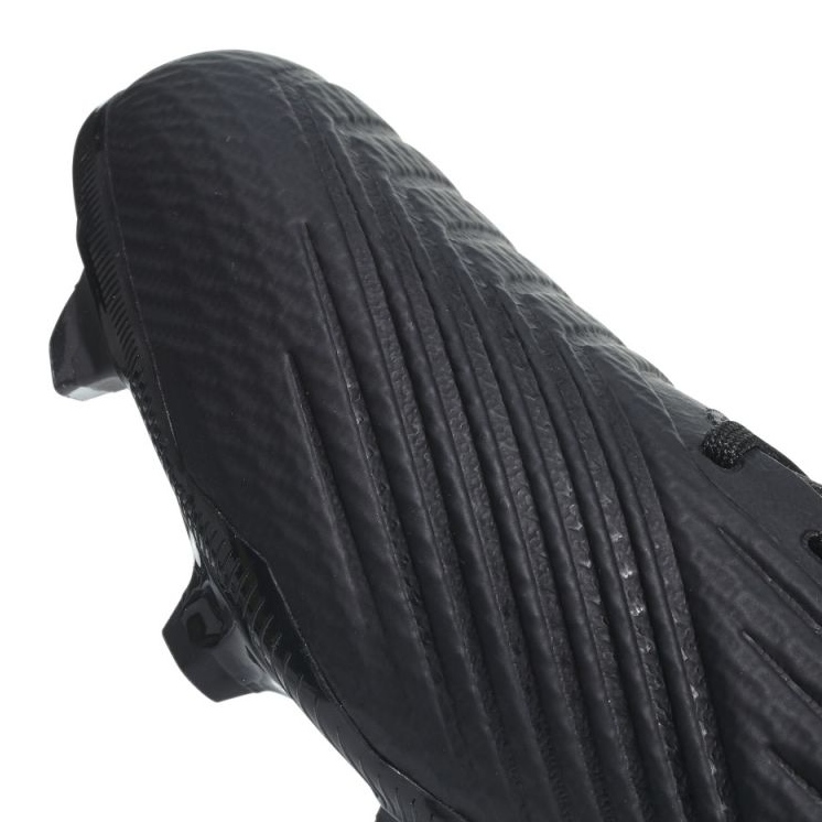 Botas de futbol Adidas Predator 18.3 Fg M CP9303 negro negro 2