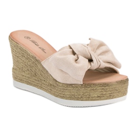 Bello Star Sandalias de cuña de ante beige 2