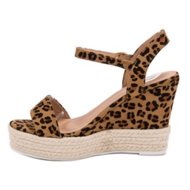 Ideal Shoes Sandalias de cuña con estilo marrón 1
