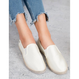 Balada Slipons blancos 2 Balada Slipons blancos 2