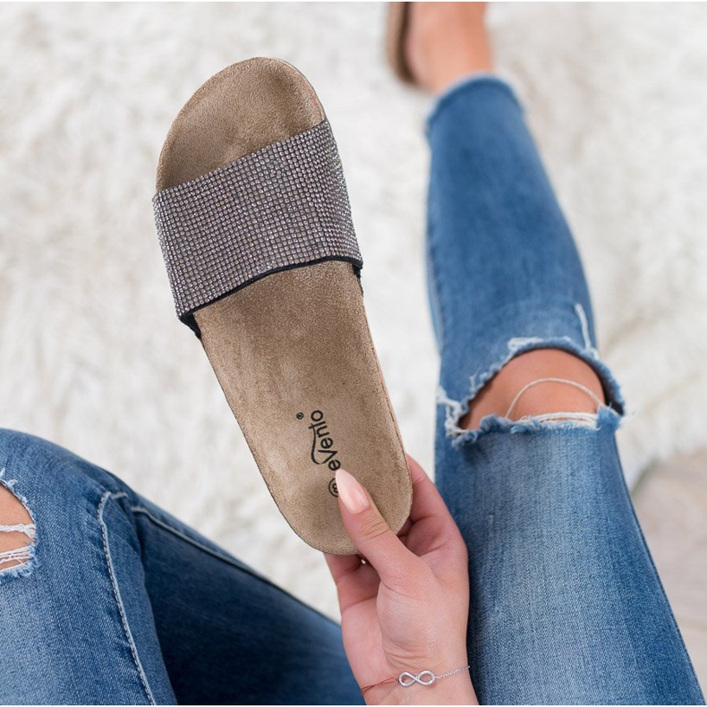 Evento Pantuflas con Cristales gris 1 Evento Pantuflas con Cristales gris 1