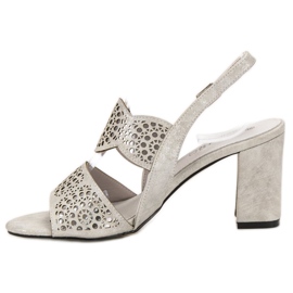 Goodin Sandalias de plata en una barra gris 4