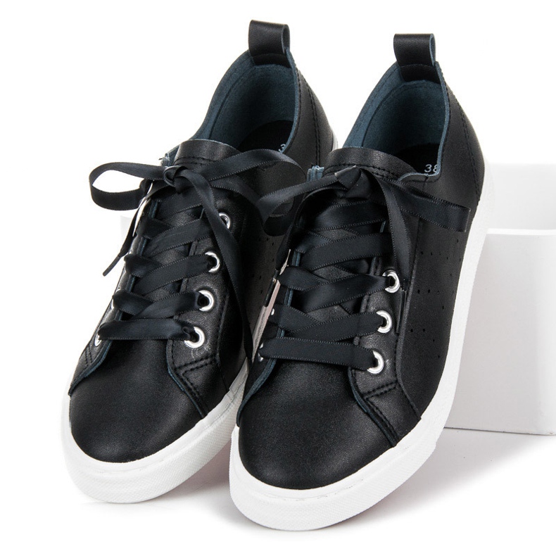 Kylie Zapatillas negras atadas con una cinta negro 1 Kylie Zapatillas negras atadas con una cinta negro 1