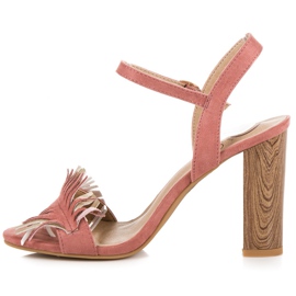 Kylie Sandalias boho en una barra rosado 4