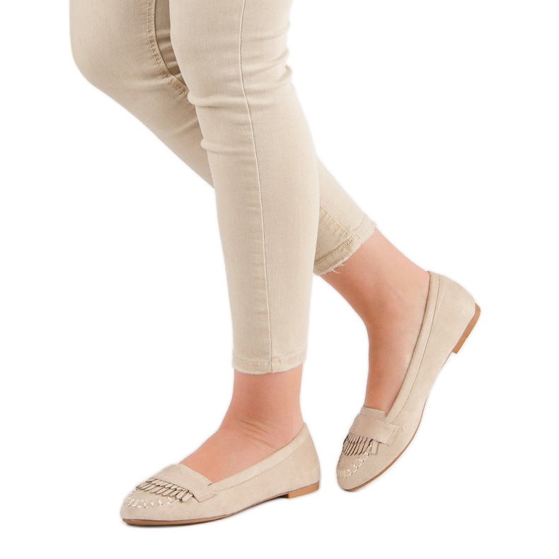 Small Swan Mocasines clásicos beige claro 1