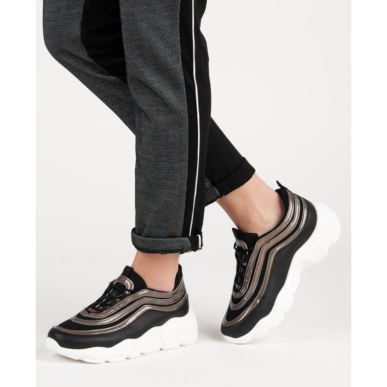 Zapatos deportivos ligeros negro 1 Zapatos deportivos ligeros negro 1