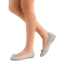 Lucky Shoes Bailarinas grises atadas 6