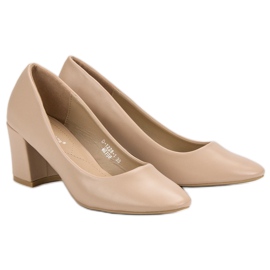 Ideal Shoes Zapatos de tacón beige clásicos 2