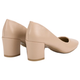 Ideal Shoes Zapatos de tacón beige clásicos 1