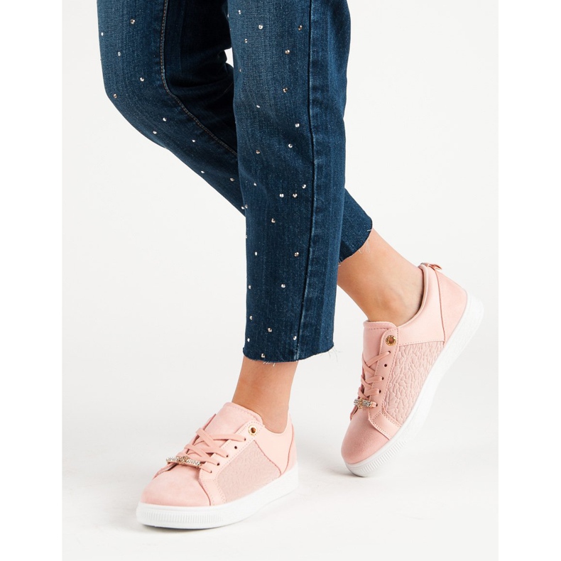 Zapatos deportivos rosas 2