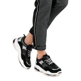 Zapatillas Negras Con Estampado negro 2 Zapatillas Negras Con Estampado negro 2