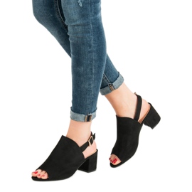 Sandalias cerradas de ante negro 1