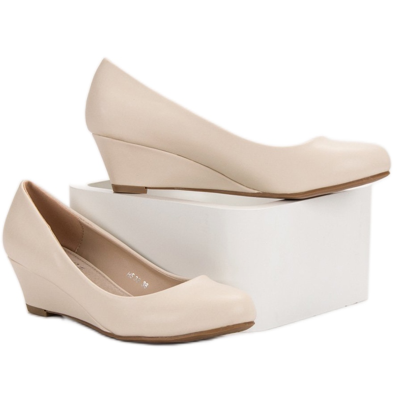 Small Swan Bombas de cuña marrón 1