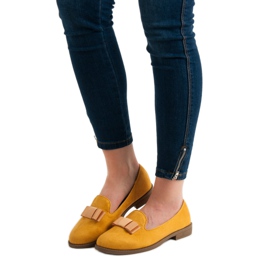 Comer Suede Lords amarillo 2