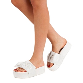 Queen Vivi Zapatillas de ante en la plataforma blanco 3