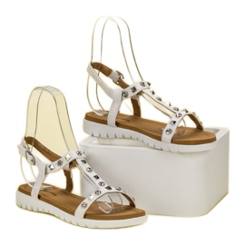 SHELOVET Sandalias blancas con tachuelas blanco 4